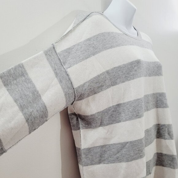 Eileen Fisher NWT Grey/White Stripe Round Neck Lagenlook BOX-TOP Sweater Size 1X - Picture 3 of 7